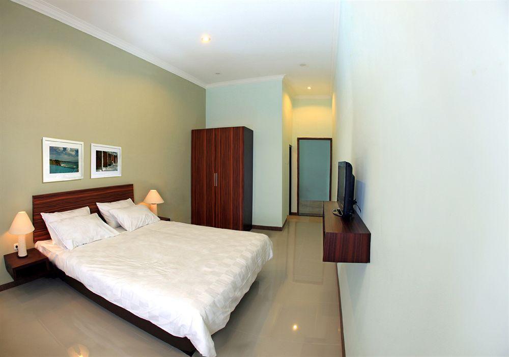 Studio One Thamrin Hotel Jakarta Exterior photo