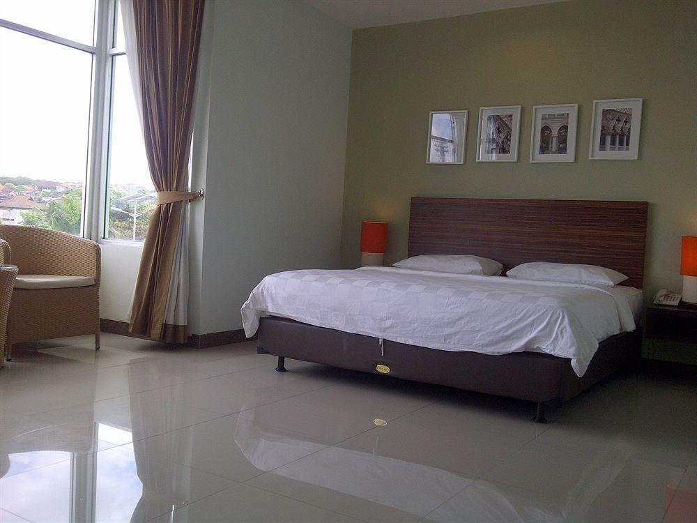 Studio One Thamrin Hotel Jakarta Exterior photo
