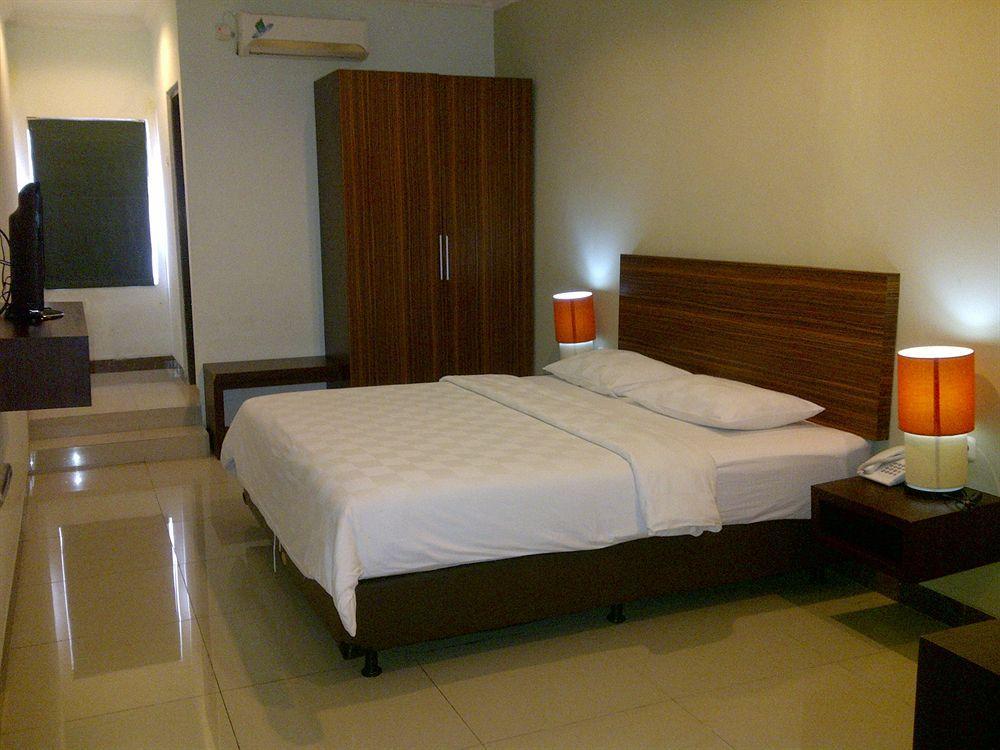 Studio One Thamrin Hotel Jakarta Exterior photo