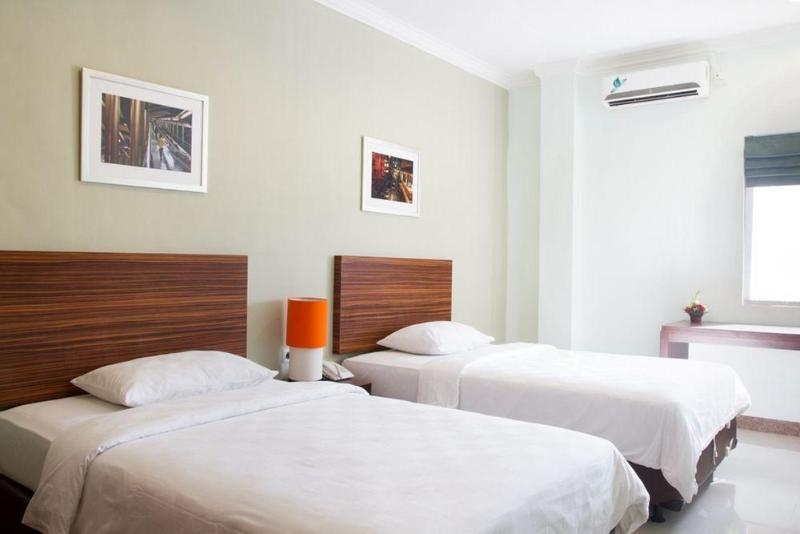 Studio One Thamrin Hotel Jakarta Exterior photo